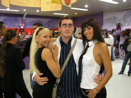 Nomi ( a gauche ) et Yasmine ( a droite ^^ )